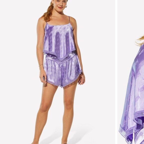 Fabletics yitty purple satin flowly camisole 1x - Picture 2 of 9